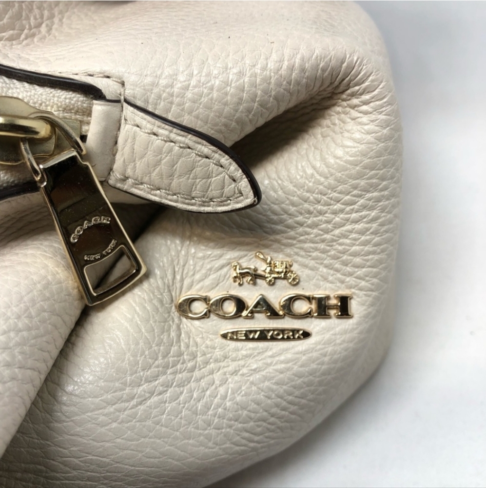 Coach Leather Phoebe Beige and White Hobo Bag - Picture 15 of 16